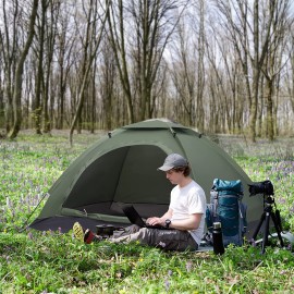 Outsunny Tente de Camping 2 Personnes Camouflage avec Portes zippées Poche de Rangement Sac de Transport Inclus Fibre Verre Polyester Tissu Oxford dim. 206L x 152l x 110H cm B09X1P97WH
